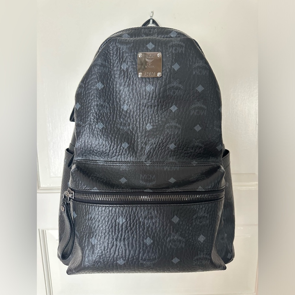 MCM men’s black leather back pack style bag, excellent condition